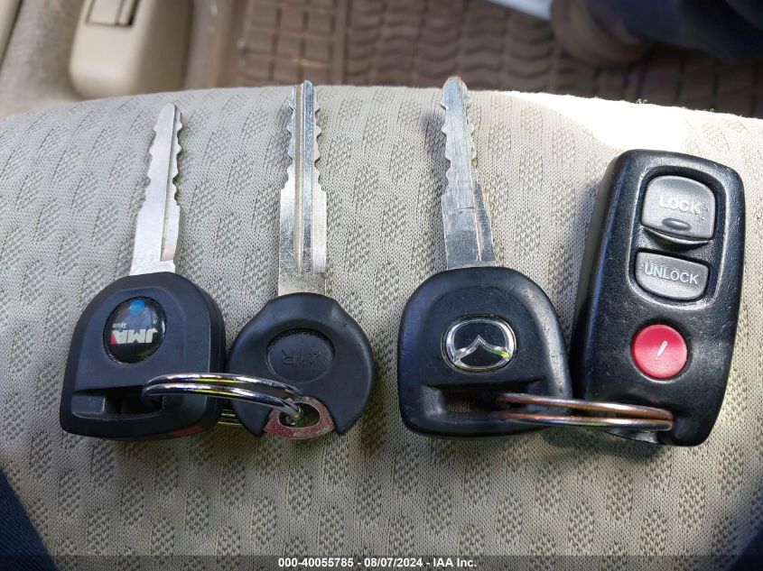 2004 Mazda Mazda3 I VIN: JM1BK12F241216541 Lot: 40055785