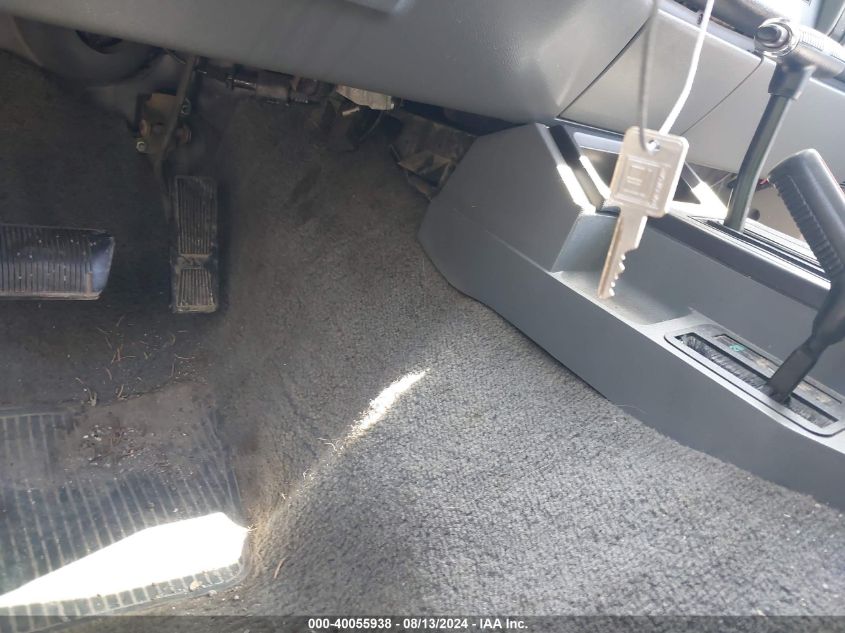 1989 Jeep Cherokee Pioneer VIN: 1J4FJ37L8KL612743 Lot: 40055938