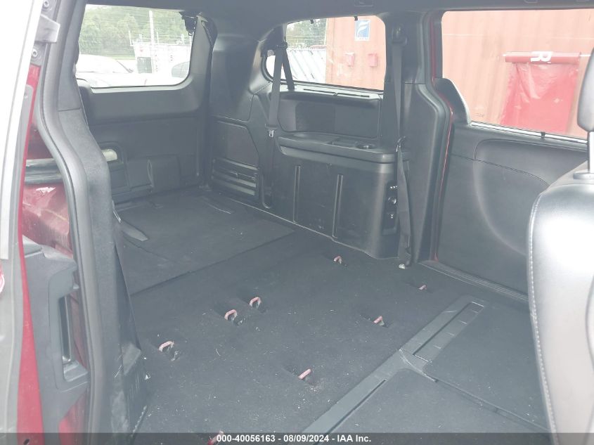 2011 Dodge Grand Caravan R/T VIN: 2D4RN7DG8BR742909 Lot: 40056163