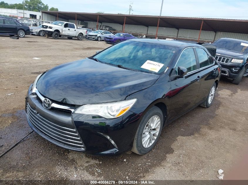 4T4BF1FK1GR563892 2016 TOYOTA CAMRY - Image 2