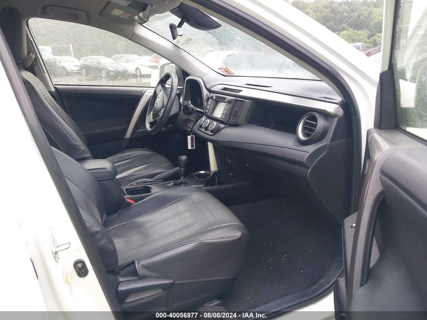 2018 TOYOTA RAV4 LE - JTMBFREV4JJ188842