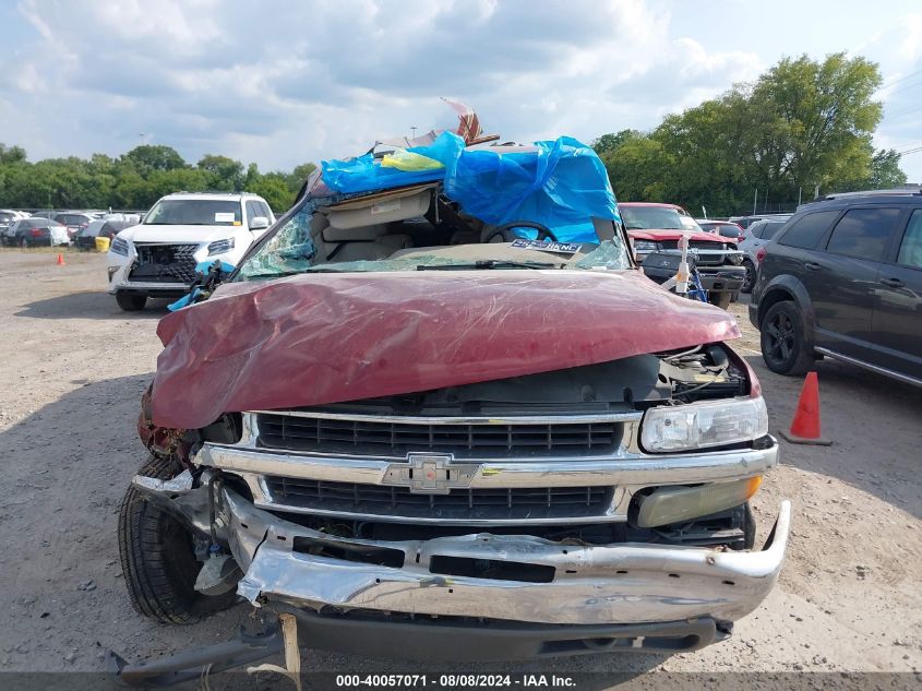 2001 Chevrolet Suburban Lt VIN: 1GNFK16T11J269686 Lot: 40057071