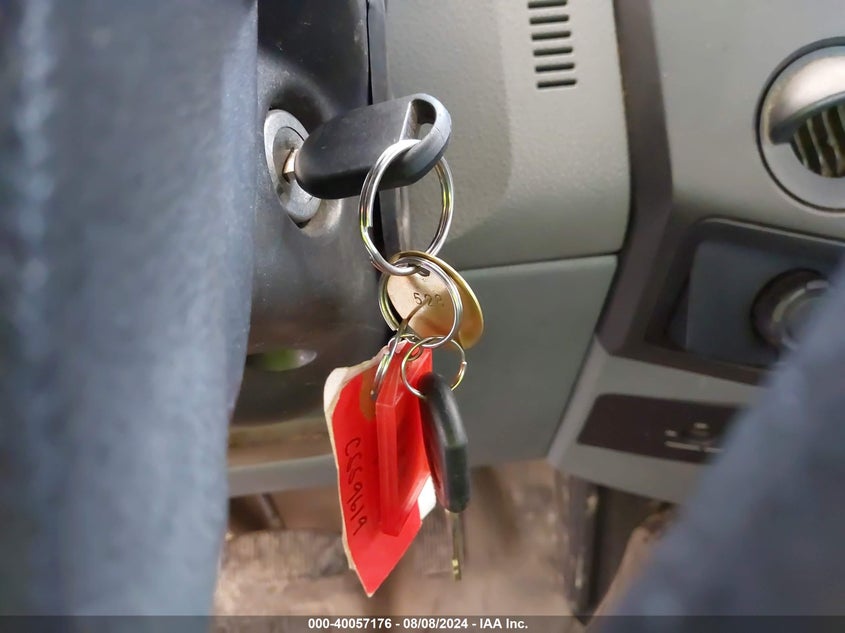 2014 Ford F250 Super Duty VIN: 1FTBF2A68EEB35906 Lot: 40057176