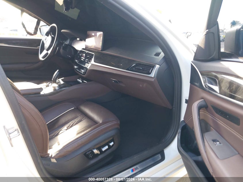2021 BMW 5 SERIES VIN: WBA53BJ04MCG11371