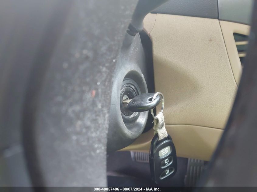 2013 HYUNDAI ELANTRA LIMITED - 5NPDH4AE0DH184859