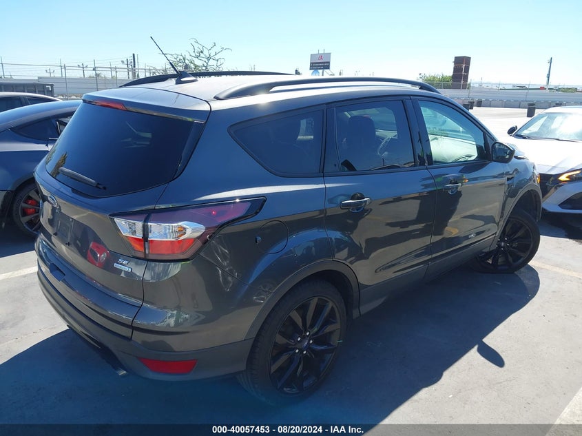 2018 FORD ESCAPE SE - 1FMCU0GDXJUC70790