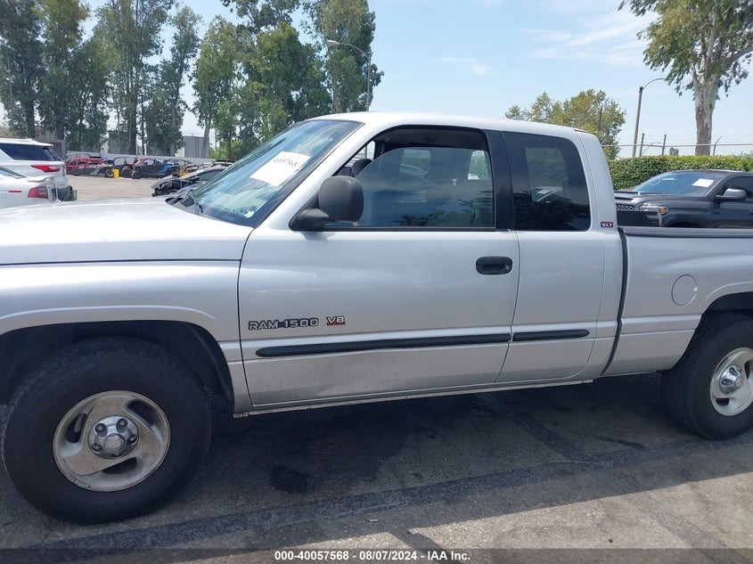 2001 Dodge Ram 1500 St VIN: 3B7HC13Y01G779768 Lot: 40057568