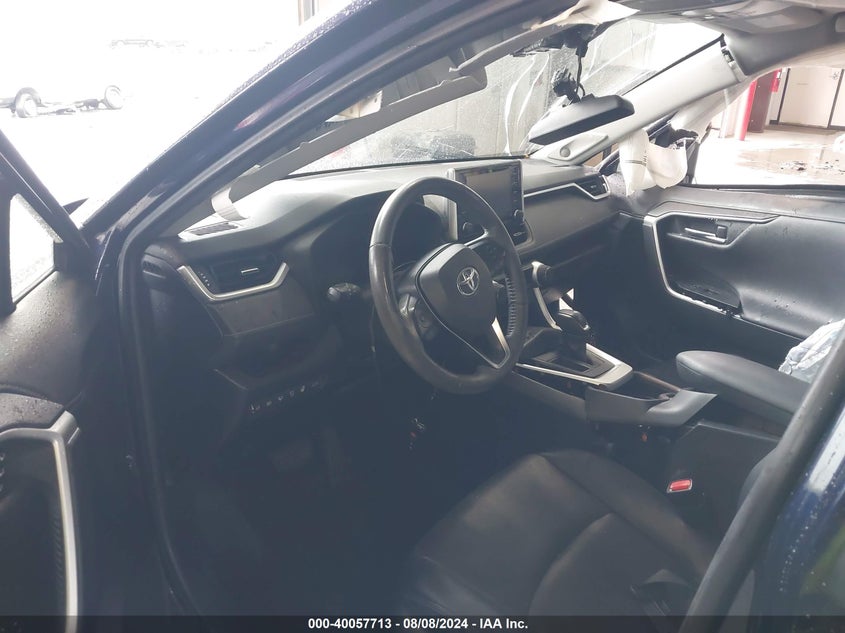 2019 TOYOTA RAV4 LIMITED - JTMY1RFV8KD010021