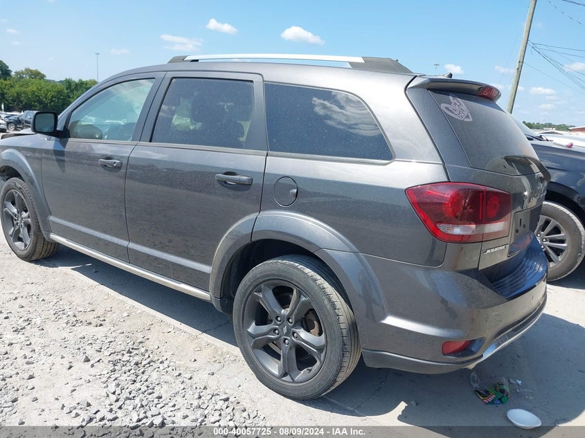 VIN 3C4PDCGG1JT218458 2018 DODGE JOURNEY CROSSROAD