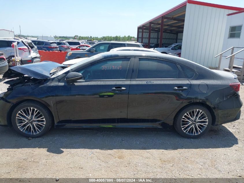 2023 Kia Forte Gt-Line VIN: 3KPF54AD0PE555746 Lot: 40057885
