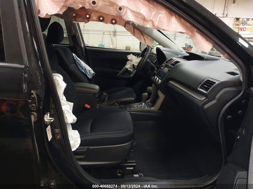 2018 SUBARU FORESTER 2.5I PREMIUM - JF2SJAEC9JH450426