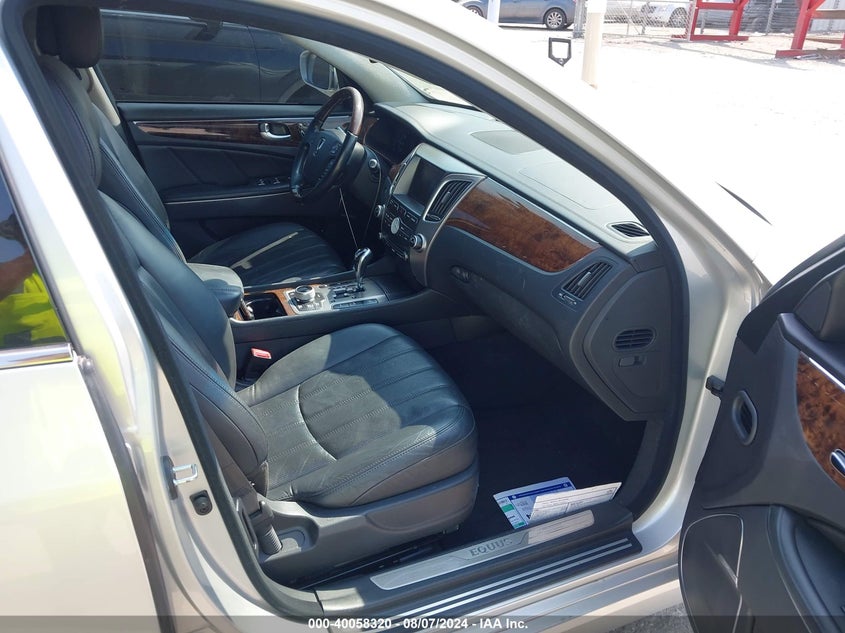 2011 Hyundai Equus Signature/Ultimate VIN: KMHGH4JF8BU035572 Lot: 40058320
