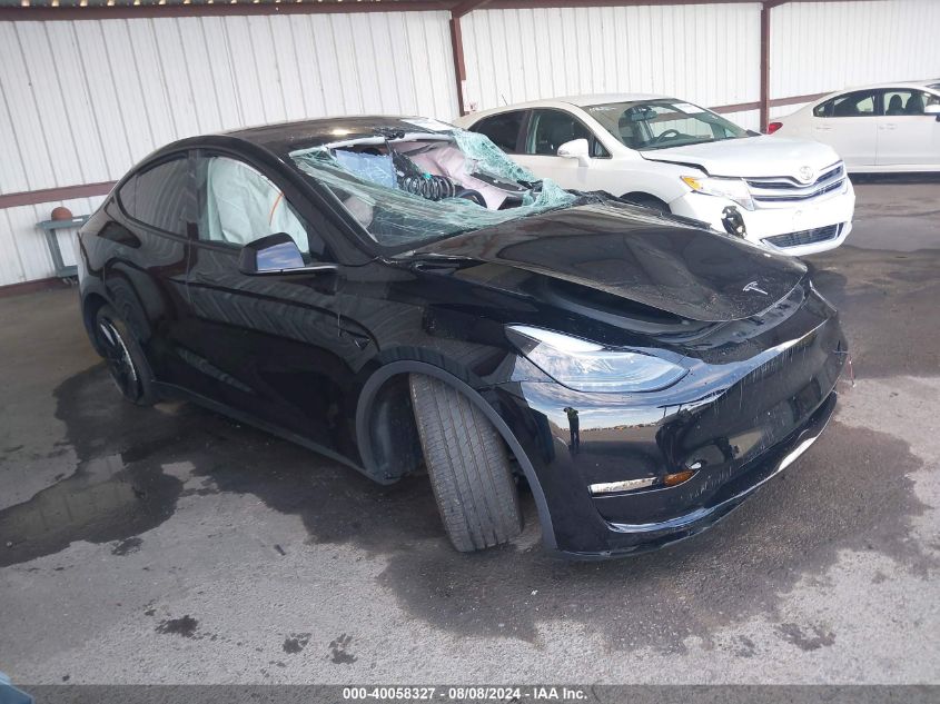 7SAYGDEE9RF981425 2024 TESLA MODEL Y - Image 1