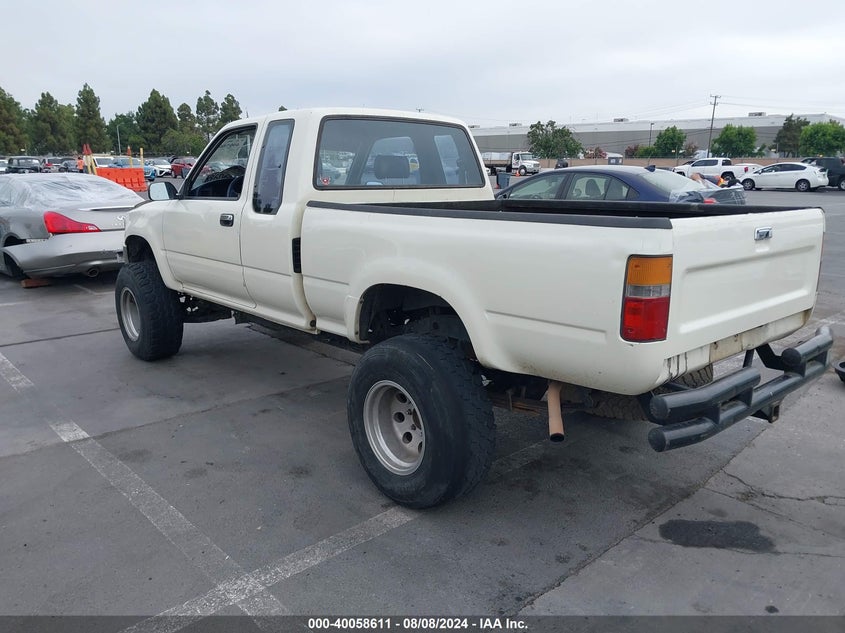 1989 Toyota Pickup 1/2 Ton Ex Lng Whlbse Dlx VIN: JT4RN13P2K0004061 Lot: 40058611