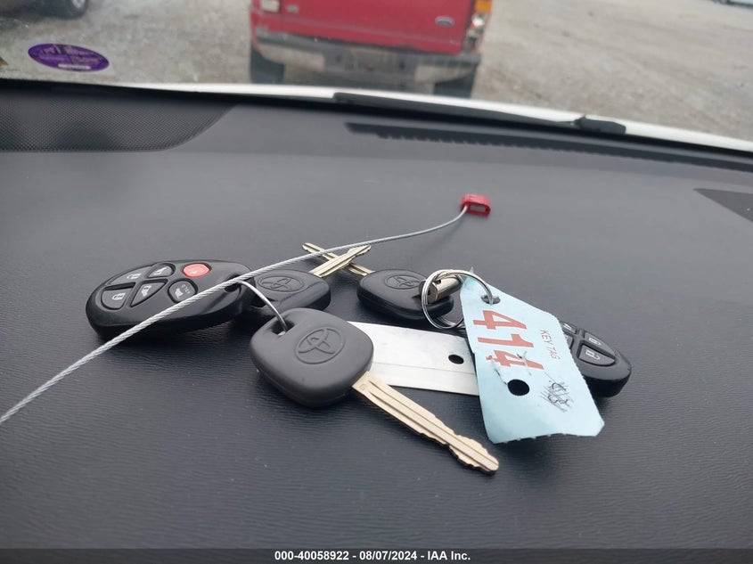 2012 Toyota Sienna Xle V6 8 Passenger VIN: 5TDYK3DC0CS250343 Lot: 40058922