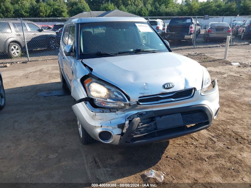 2012 Kia Soul + VIN: KNDJT2A60C7401800 Lot: 40059385