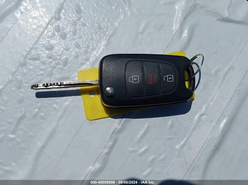 2011 Kia Soul + VIN: KNDJT2A29B7298369 Lot: 40059556