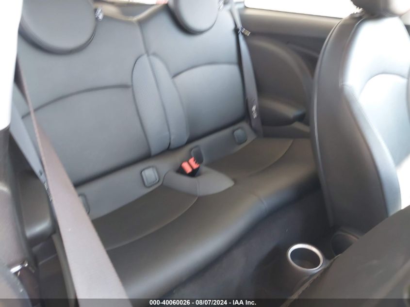 2009 Mini Cooper S VIN: WMWMF73589TW84224 Lot: 40060026