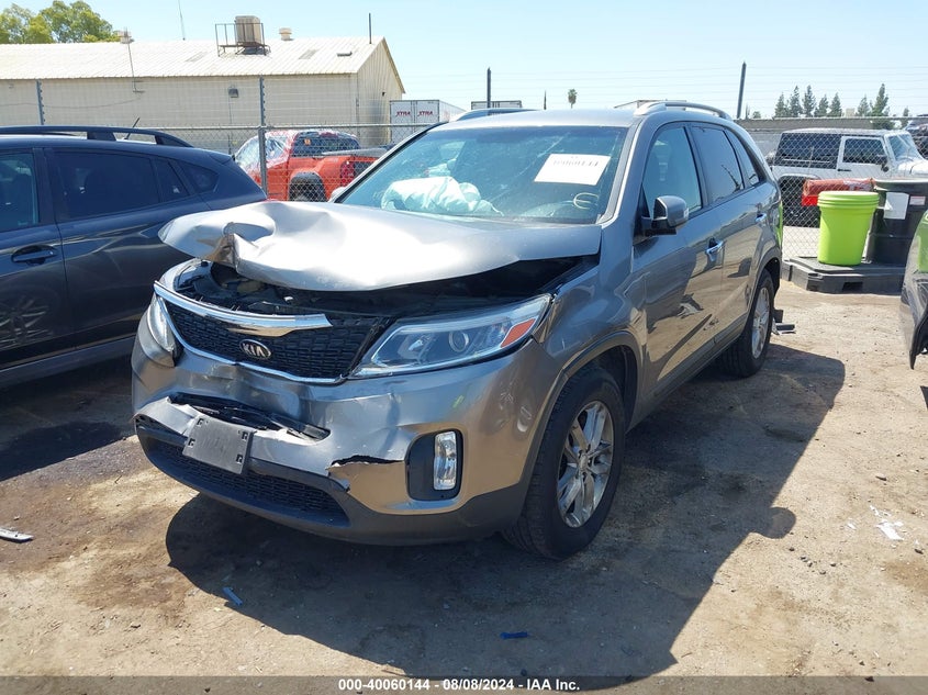 2014 KIA SORENTO VIN: 5XYKT4A74EG520321