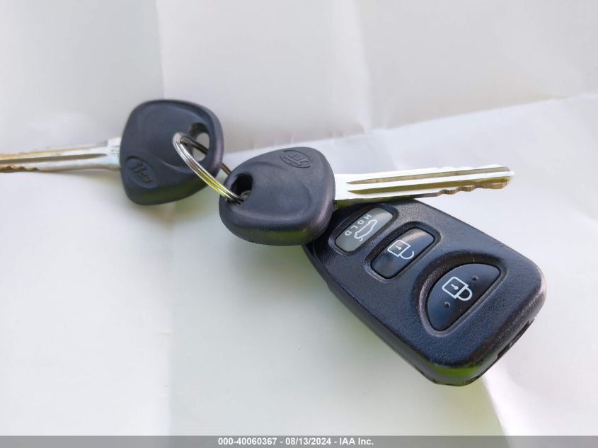 5NPDH4AE3DH317145 2013 Hyundai Elantra Gls