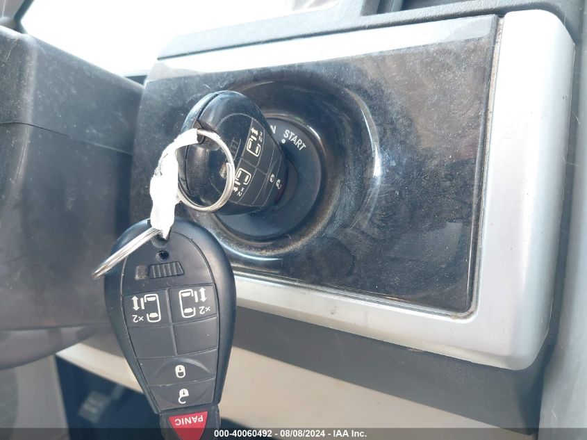 2010 Dodge Grand Caravan Sxt VIN: 2D4RN5D16AR118041 Lot: 40060492