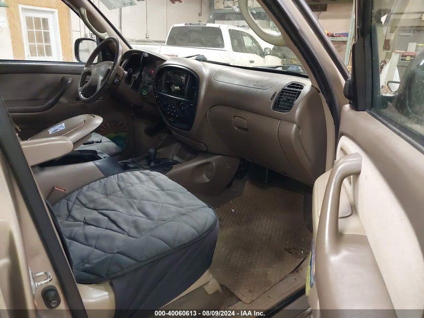 2001 Toyota Sequoia Sr5 V8 VIN: 5TDBT44A91S048315 Lot: 40060613