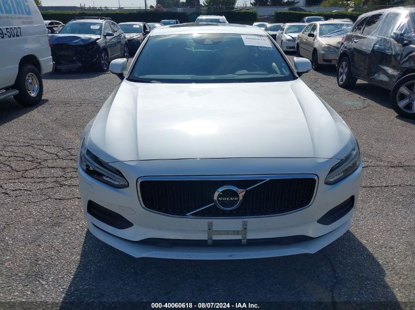 2018 Volvo S90 T6 Momentum VIN: LVY992MK9JP019734 Lot: 40060618