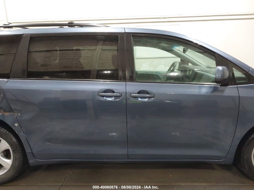 5TDKK3DC9GS692677 2016 Toyota Sienna Le 8 Passenger