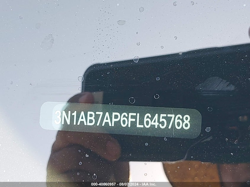 2015 Nissan Sentra Fe+ S/S/Sl/Sr/Sv VIN: 3N1AB7AP6FL645768 Lot: 40060957