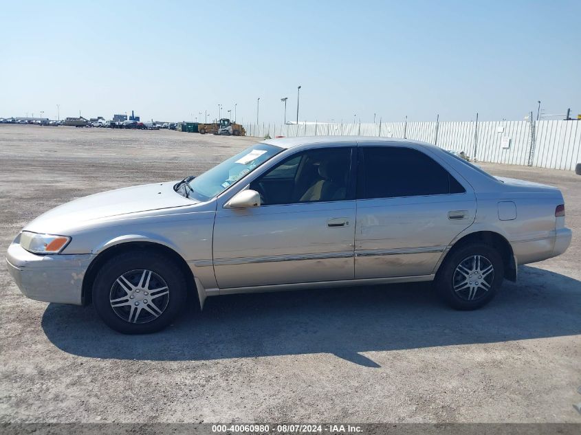 1999 Toyota Camry Ce VIN: 4T1BG22K2XU416158 Lot: 40060980