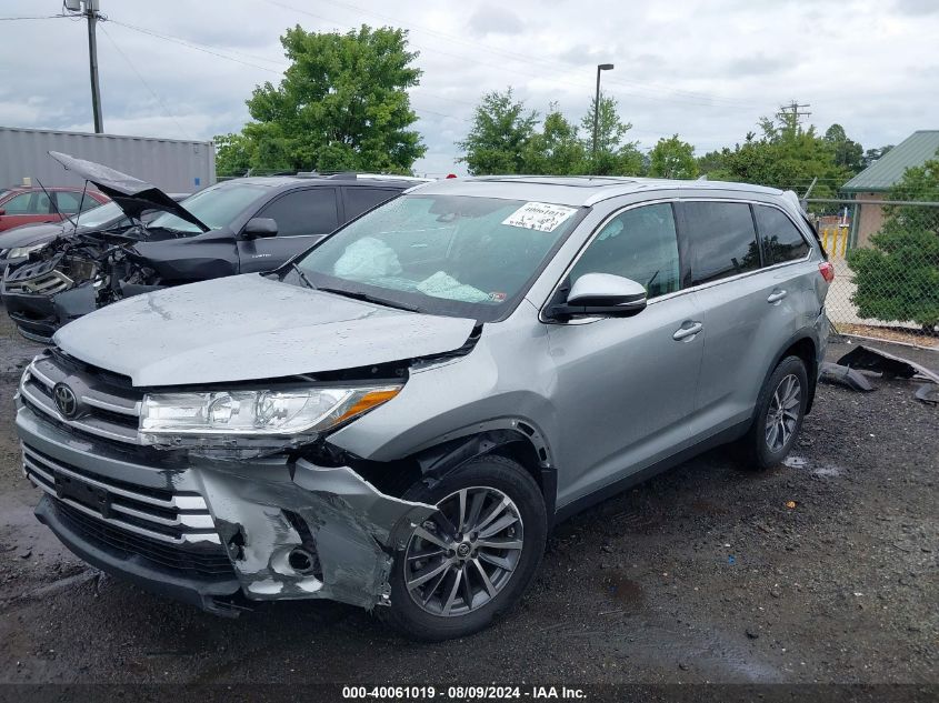 5TDJZRFH1KS620352 2019 TOYOTA HIGHLANDER - Image 2