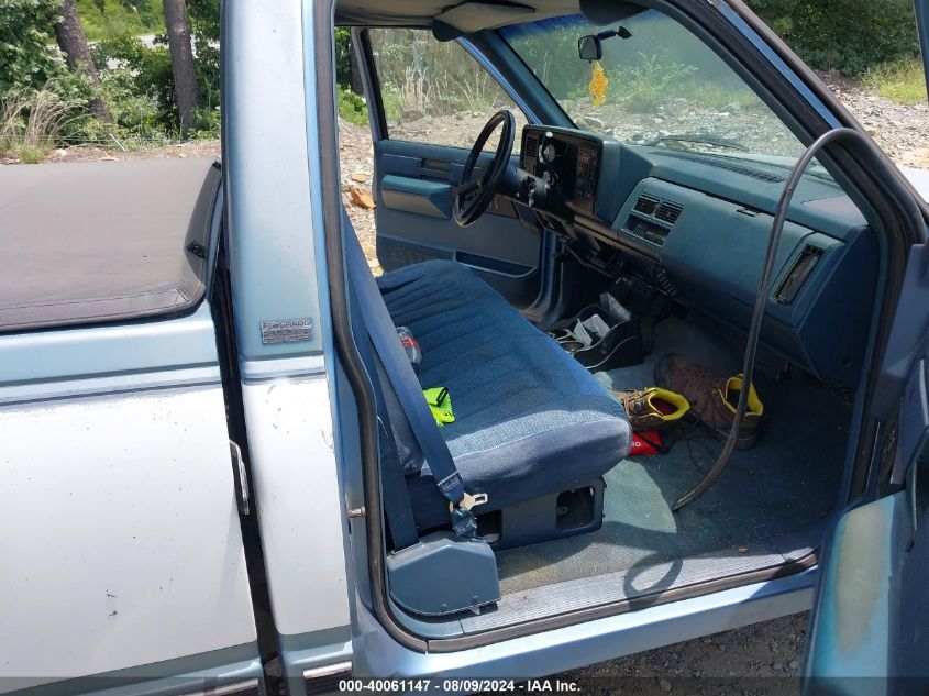 1988 Chevrolet Gmt-400 C2500 VIN: 1GCFC24K5JZ206727 Lot: 40061147