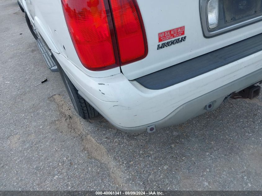 2002 Lincoln Navigator VIN: 5LMEU27R32LJ03417 Lot: 40061341