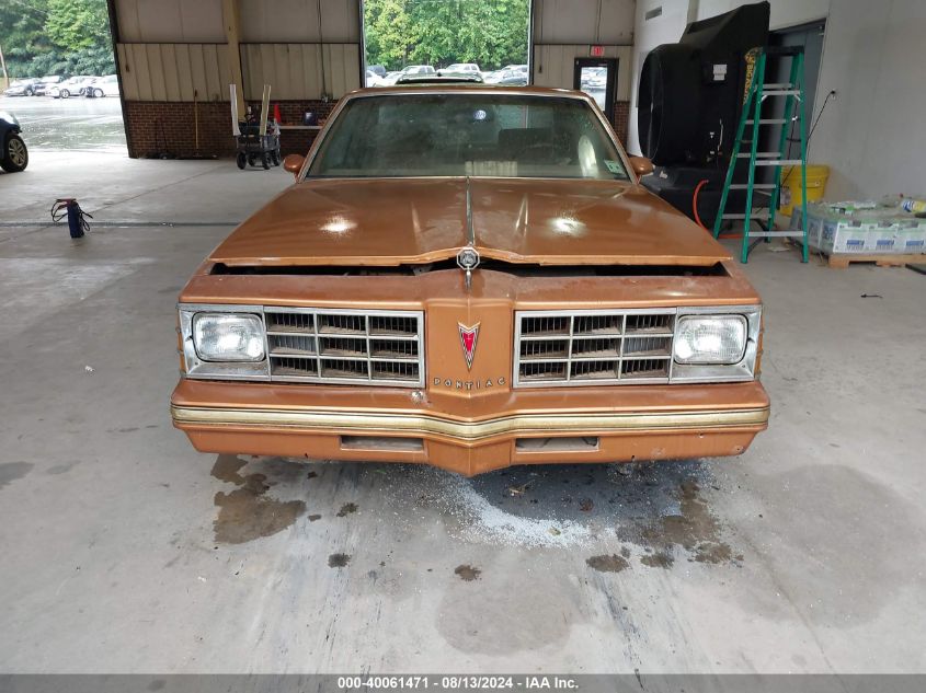 1978 Pontiac Grand Le Mans VIN: 2F27U8P602264 Lot: 40061471