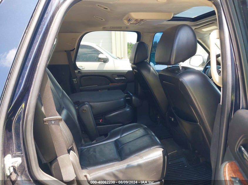 2007 Chevrolet Tahoe Ltz VIN: 1GNFK13077J160930 Lot: 40062230