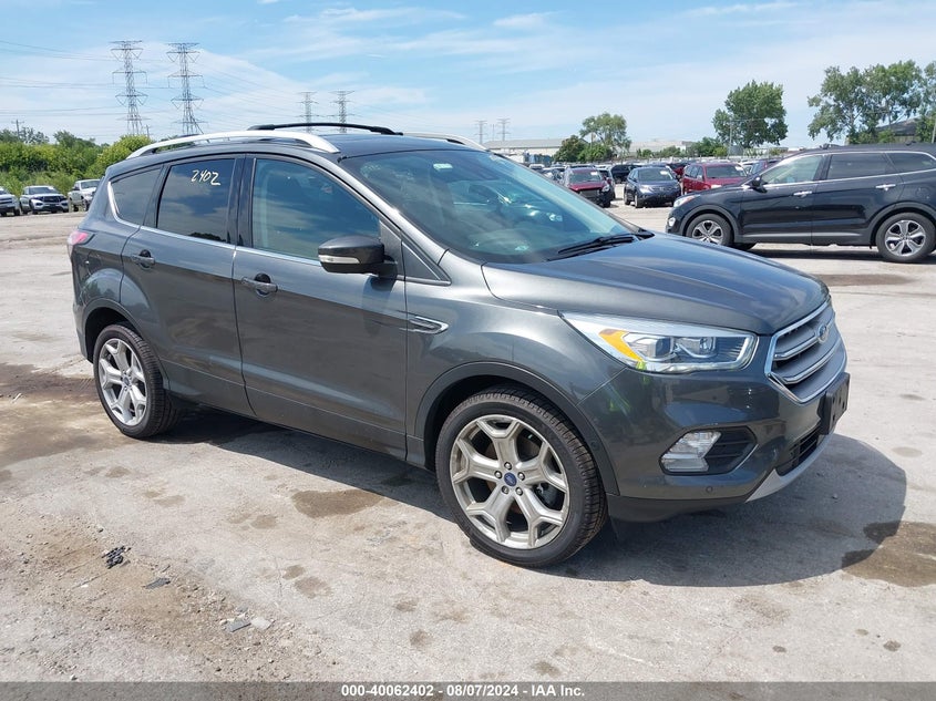 VIN 1FMCU9JD4HUB08788 2017 FORD ESCAPE TITANIUM