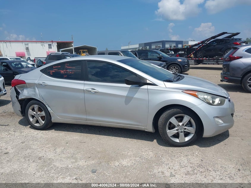 2013 HYUNDAI ELANTRA GLS/LIMITED - KMHDH4AE9DU898619