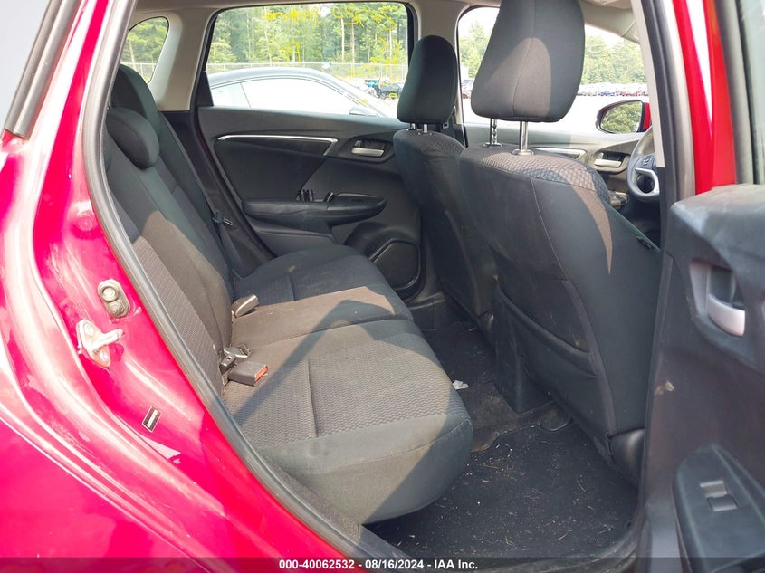 VIN 3HGGK5H48JM719655 2018 HONDA FIT LX