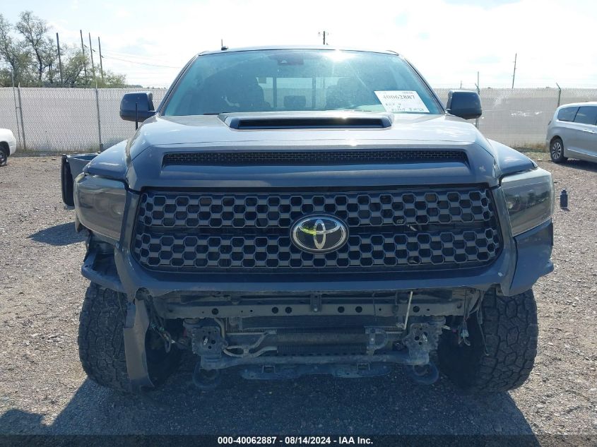 5TFUY5F1XJX762235 2018 Toyota Tundra Sr5 5.7L V8