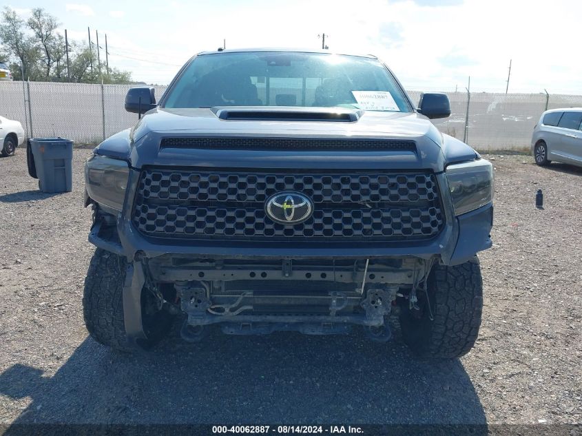 5TFUY5F1XJX762235 2018 Toyota Tundra Sr5 5.7L V8