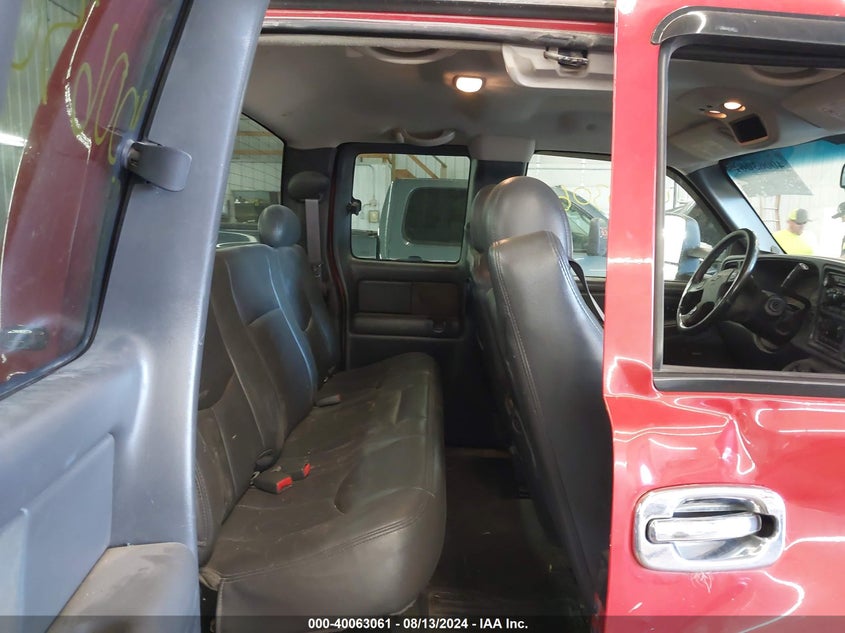 2005 Chevrolet Silverado 2500Hd K2500 Heavy Duty VIN: 1GCHK29205E133512 Lot: 40063061