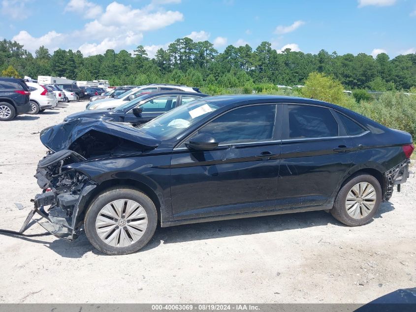 2019 Volkswagen Jetta 1.4T R-Line/1.4T S/1.4T Se VIN: 3VWCB7BU7KM130841 Lot: 40063069