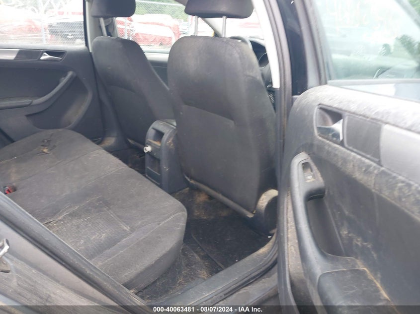 2015 Volkswagen Jetta 1.8T Se VIN: 3VWD17AJ8FM270921 Lot: 40063481