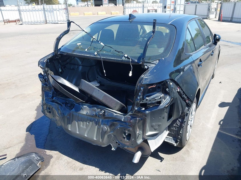 2022 TOYOTA COROLLA LE - JTDEPMAEXNJ232397