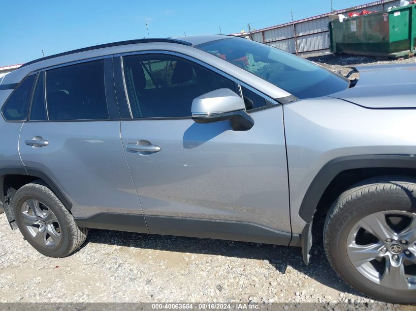 2022 Toyota Rav4 Xle/Xle Premium VIN: 2T3P1RFV0NC272233 Lot: 40063654