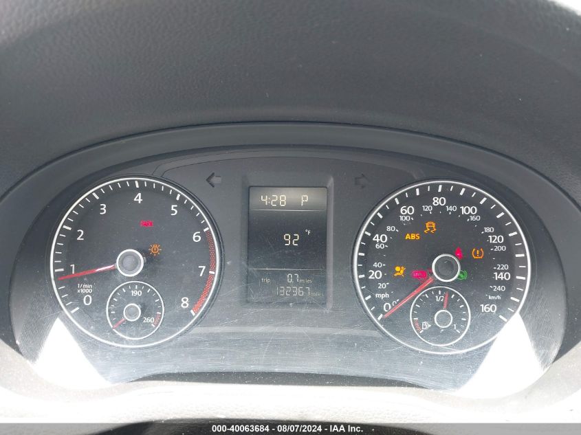 2013 Volkswagen Passat 2.5L S VIN: 1VWAH7A35DC045161 Lot: 40063684