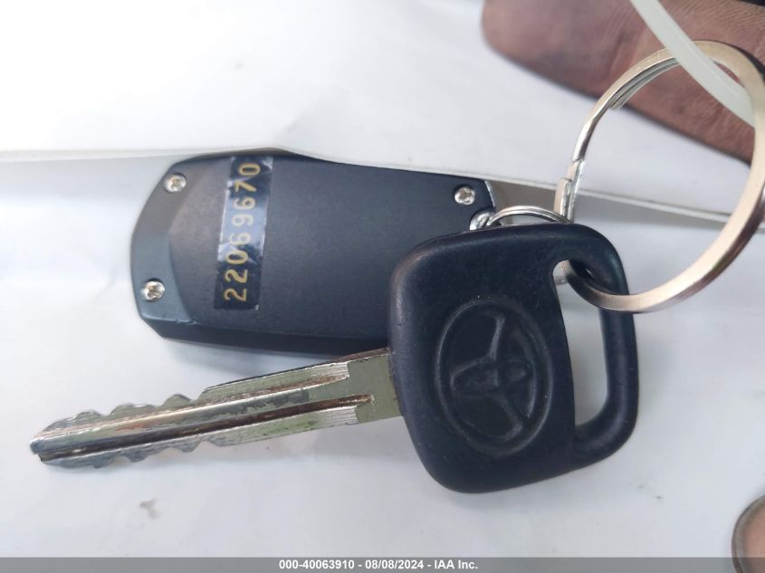 1997 Toyota Rav4 VIN: JT3XP10V5V0005699 Lot: 40063910