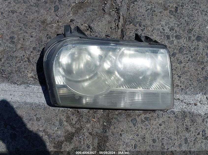 2006 Chrysler 300 Touring VIN: 2C3KA53G86H135697 Lot: 40063927