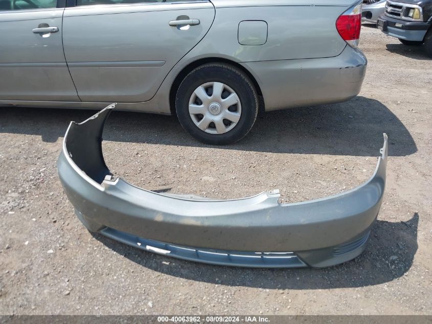 2005 Toyota Camry Le/Xle/Se VIN: 4T1BF32K05U599209 Lot: 40063962