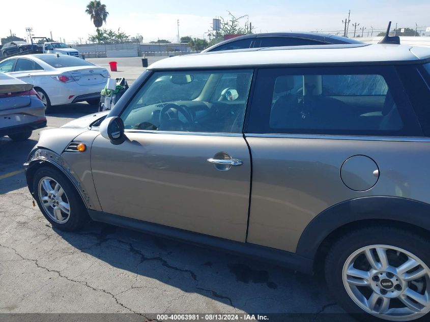 2013 Mini Hardtop Cooper VIN: WMWSU3C57DT682480 Lot: 40063981